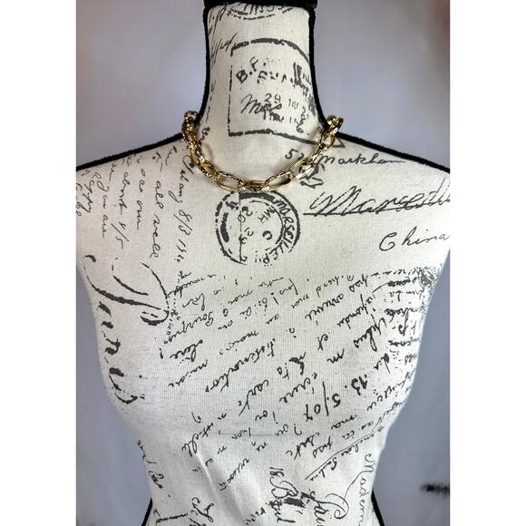 8 Other Reasons Hammered Paper Clip Necklace 16" + 2" Extender - Picture 5 of 8